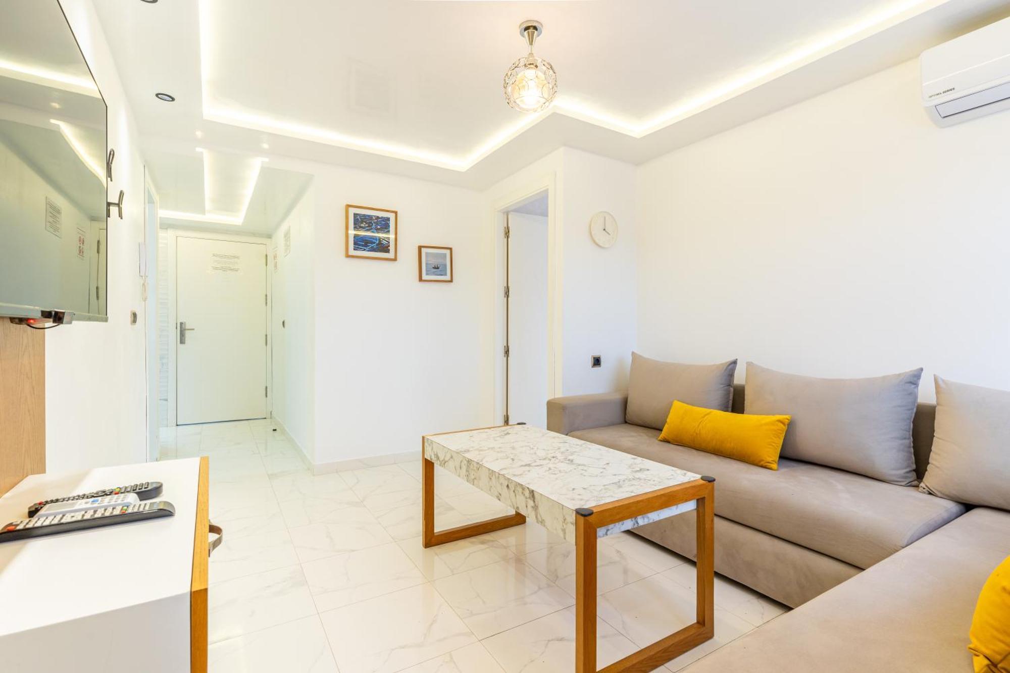 Hot Appar Luxury Suitemar Мдік Екстер'єр фото